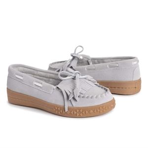MUK LUKS Light Gray Bow Soho Street Suede Moccasin Women 10, 11